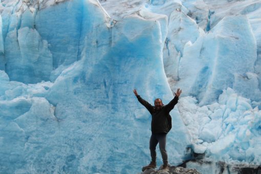 Blue Ice Wall and Carlos from Spain